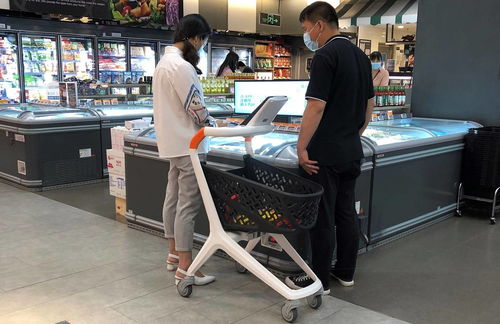 老牌超市轉(zhuǎn)型倉(cāng)儲(chǔ)模式 智能購(gòu)物車(chē)能否承載其深層訴求與商場(chǎng)導(dǎo)視革新？